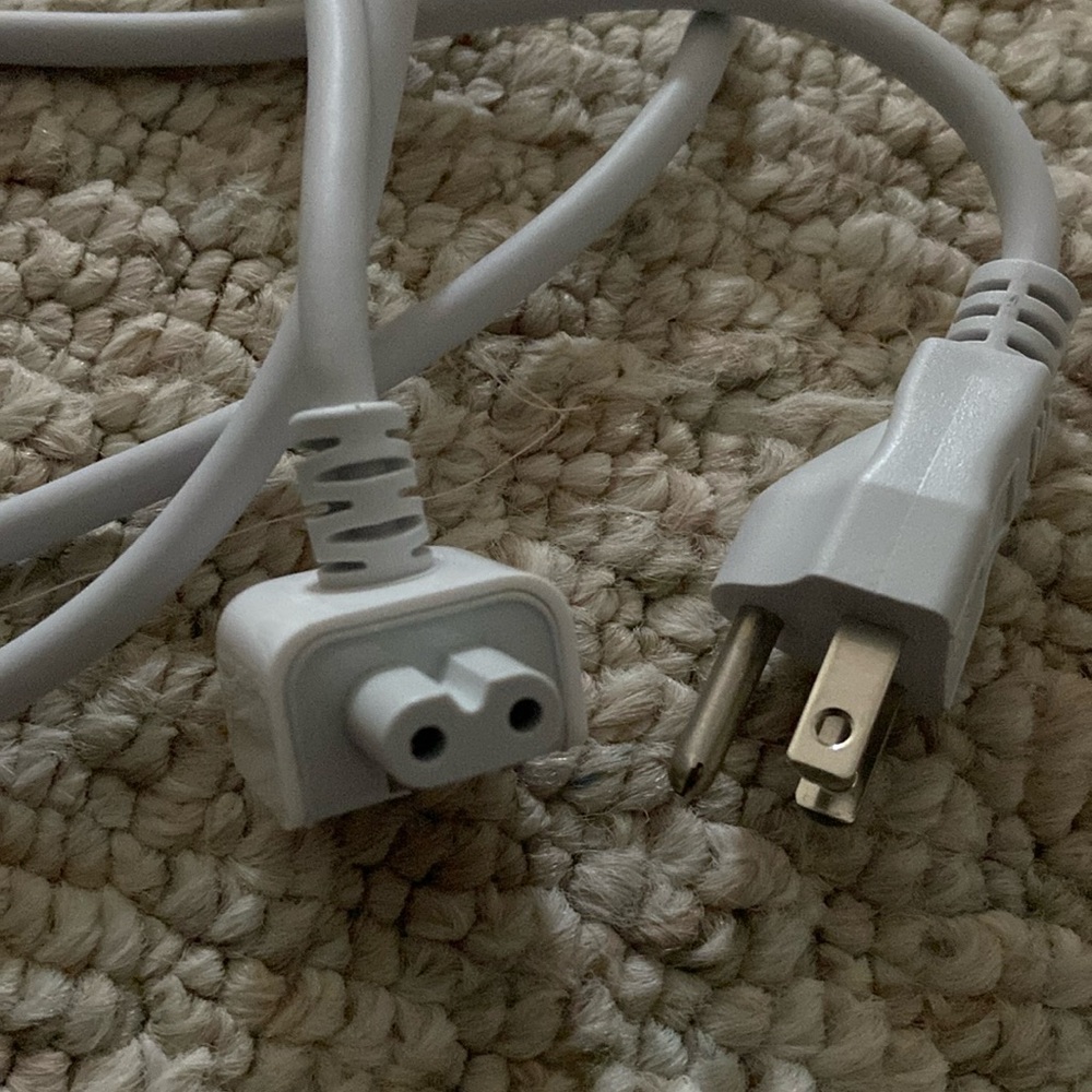 Apple Power Adapter Extension Cable - computer - power - AC - Picture 3 of 3